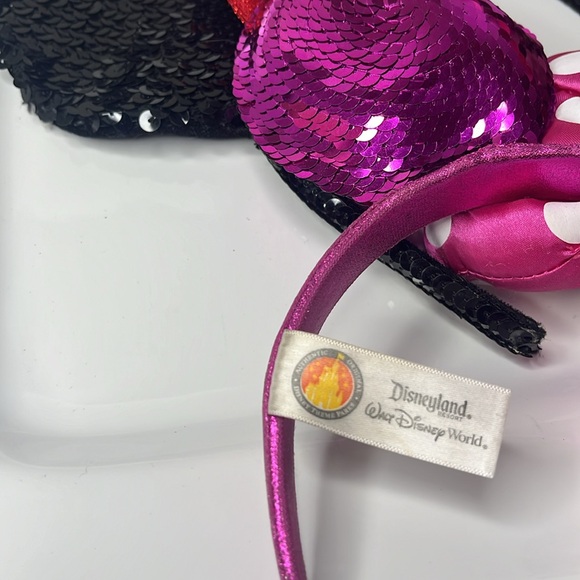 SEQUINED DISNEY PARK EARS - Picture 2 of 8